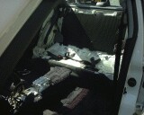 すっからかんの車内後方